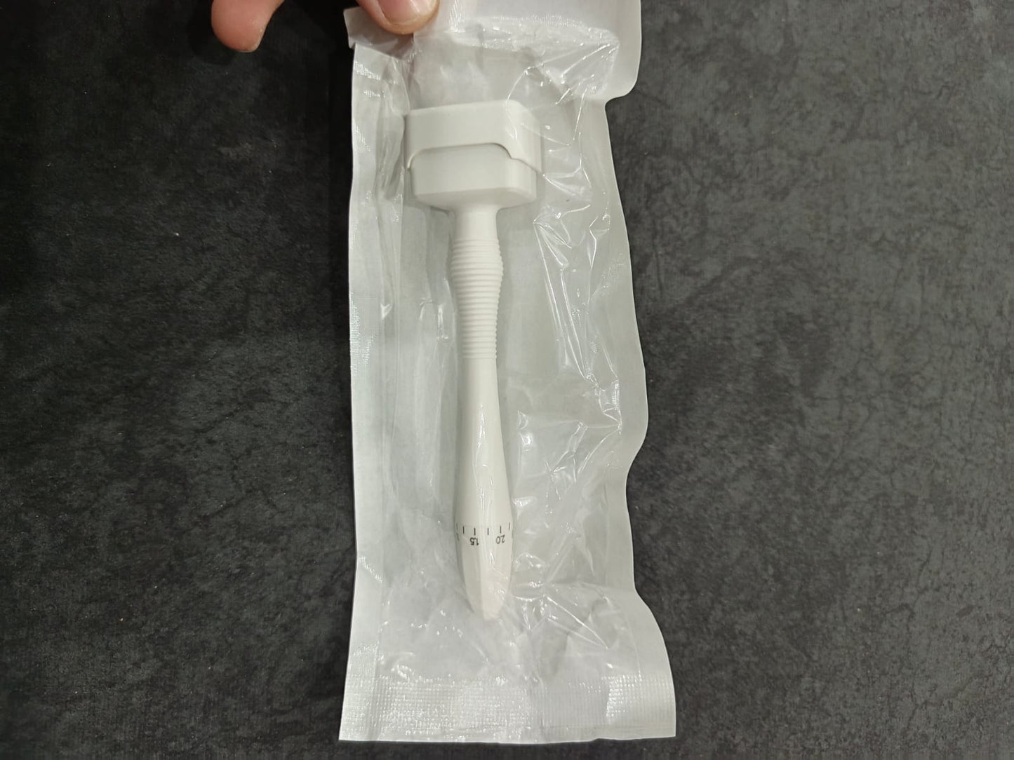 Professional Derma Stamp Adjustable 0–3mm – 140 Pin Titanium Micro Needling Tool for Face, Beard & Scalp Care